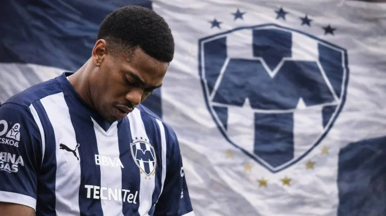 Mantan Pemain Manchester United, Martial Diasingkan dari Latihan Tim Monterrey