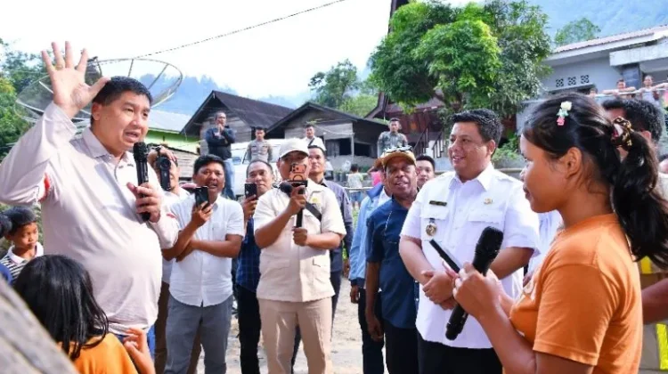 Ratusan Rumah di Samosir Dapat Program Bedah Rumah