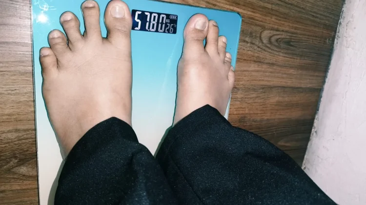 Kebiasaan Makan Diatas Jam 10 Malam, Pengaruhi Metabolisme Tubuh