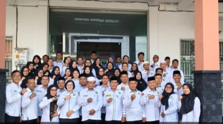 Hari Pertama Kerja Pasca WFA Diwarnai Silaturahmi