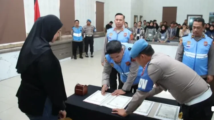 Polres Pelabuhan Belawan: Penandatanganan Pakta Integritas dan Penerimaan Polri
