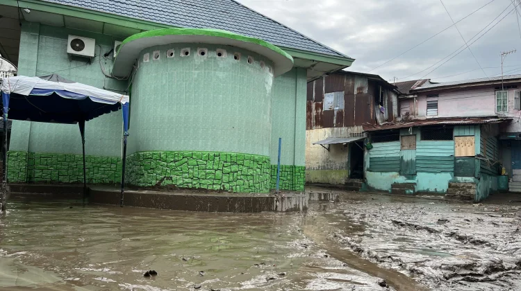 Air dari Hulu sebabkan Banjir di Bantaran Sungai Deli
