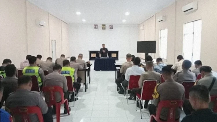 Personel Polres Tanjungbalai Berikan Pembinaan Rohani Bagi Personel