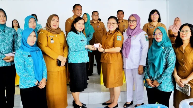 TP PKK Simalungun Bina PAAREDI di Dolok Maraja