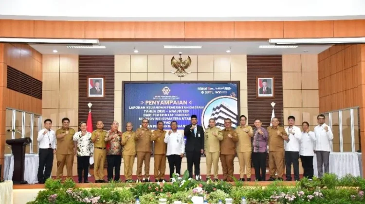 Pemkab Samosir Serahkan LKPD 2025 ke BPK