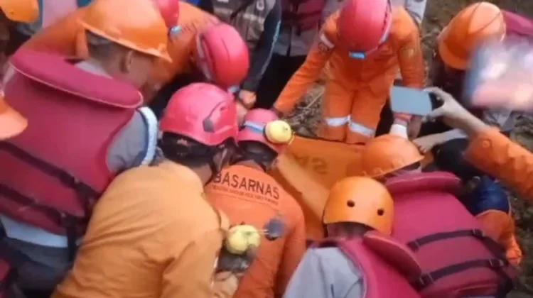 Longsor di Jalan Lintas Medan-Brastagi, 5 Orang Meninggal