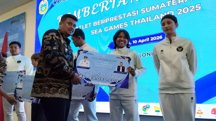 Bobby Nasution Serahkan Tali Asih Atlet Sumut Peraih 30 Medali SEA Games 2025