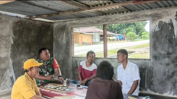 Babinsa Koramil 03/Parongil Perkuat Kemanunggalan TNI-Rakyat