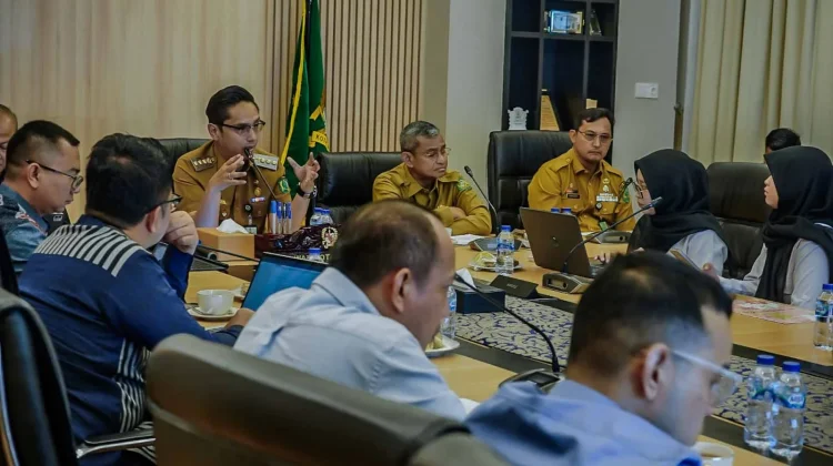 Rico Waas Dorong MBG Libatkan Pedagang Pasar Tradisional