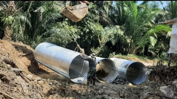 Kodim 0203/Langkat Selesaikan Pembangunan Jembatan Aramco di Kecamatan Wampu