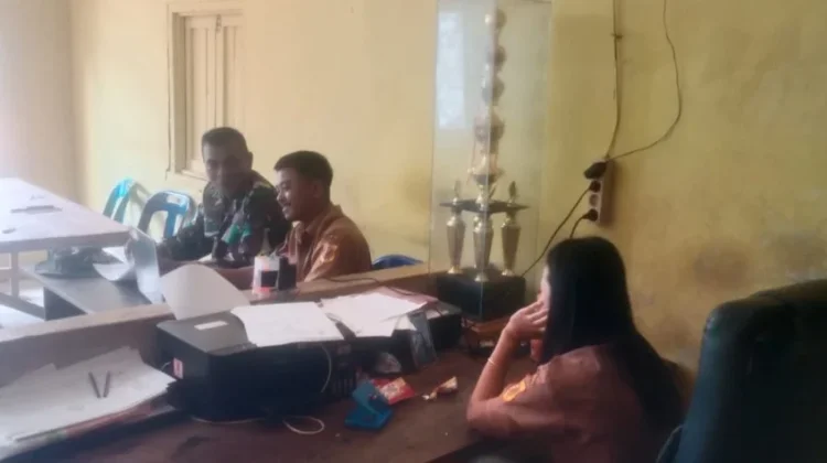 Update Data Geo-Demo-Konsos, Babinsa Komsos dengan Perangkat Desa Lae Ambat
