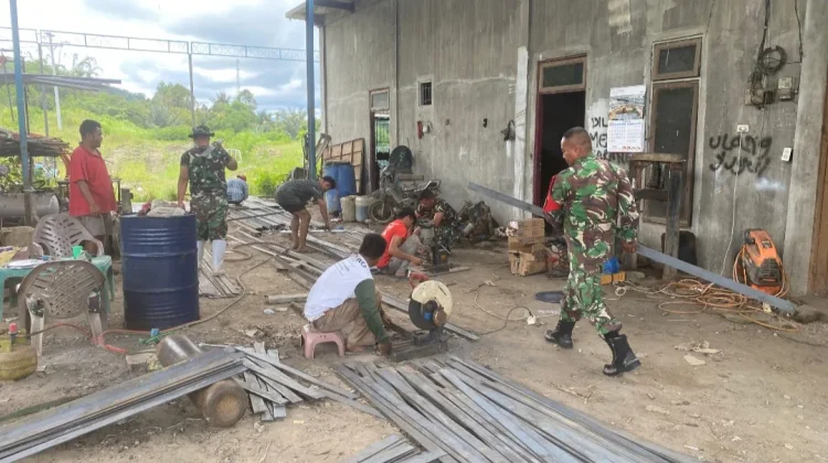 Jembatan Perintis Sedang Dirakit: Babinsa dan Warga Pacu Pembangunan di STTU Jehe