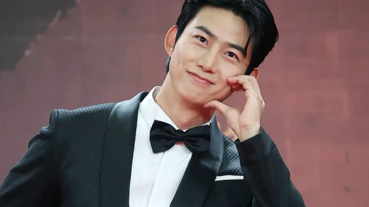 Taecyeon 2PM Akan Menikahi Kekasihnya 24 April di Seoul