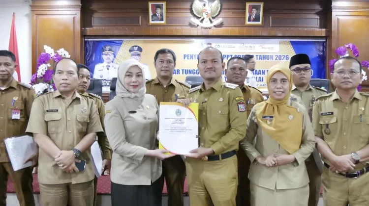 Wali Kota Tanjungbalai Serahkan SPPT PBB dan PKB 2026