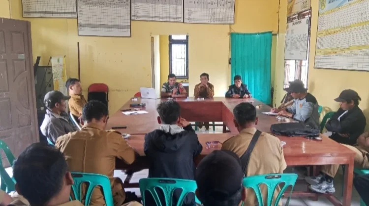 Babinsa Koramil 06/Kerajaan Hadiri Penetapan APBDes 2026 Desa Traju