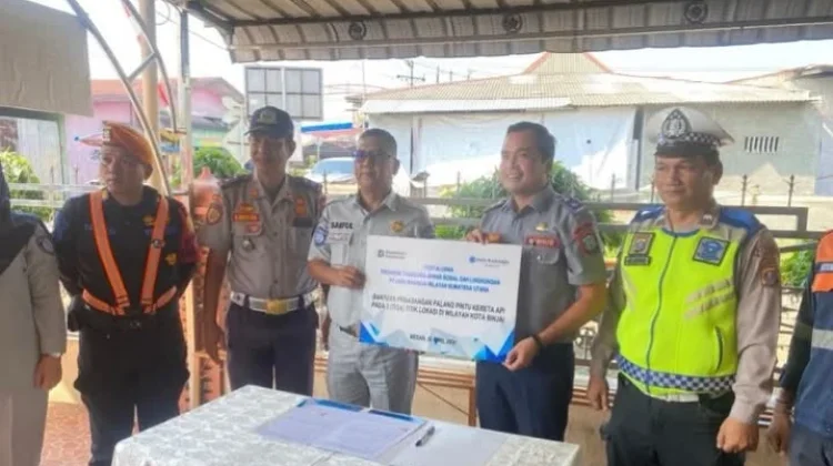 Pemko Binjai Terima Bantuan Palang Pintu Perlintasan KAdari PT Jasa Raharja