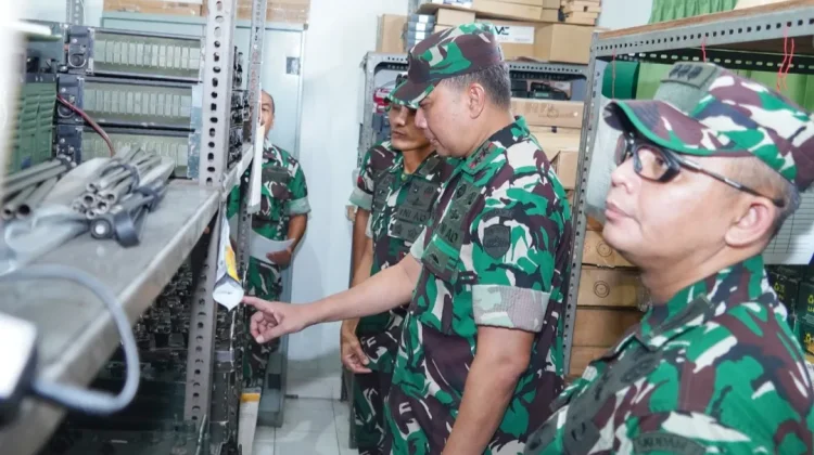 Pangdam I/BB Tinjau Komlekdam I/BB, Pastikan Kesiapan Alkomlek dan Operasional Satu