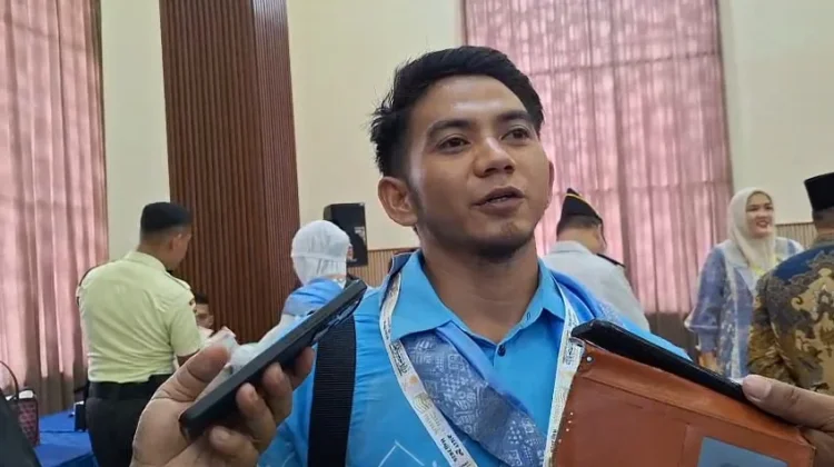 Gantikan Almarhum Ayah, Rizki DA2 Tunaikan Ibadah Haji