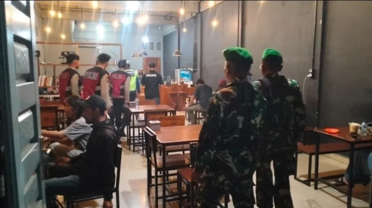 TNI-Polri dan Satpol PP  Laksanakan Patroli Skala Besar Malam Hari