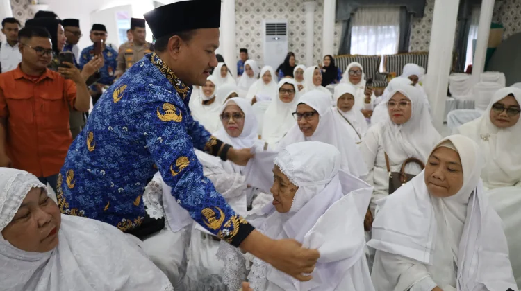 Ini Jemaah Haji Termuda dan Tertua Asal Tanjungbalai