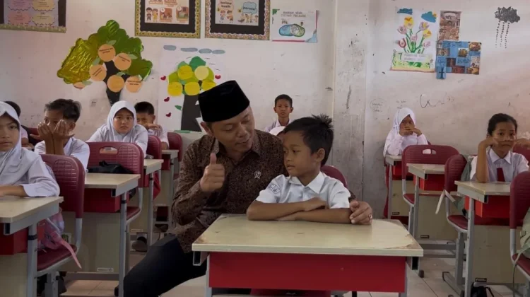 Wamendidasmen Fajar Sebut TKA Perdana SD Berjalan Lancar