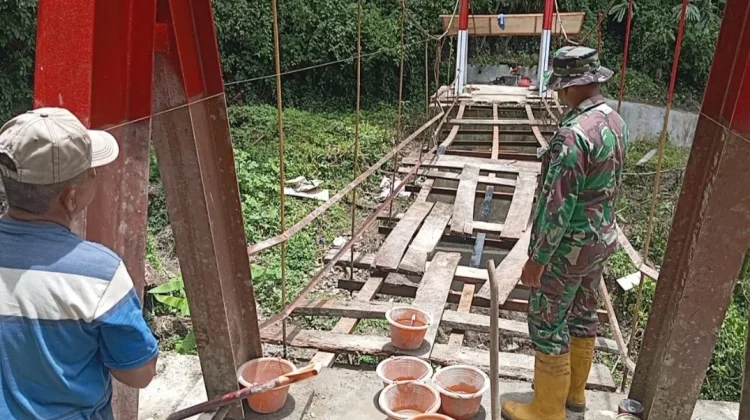 Kodim 0212/TS Tuntaskan Pembangunan Jembatan Gantung Penghubung Dua Desa di Ulu Pu