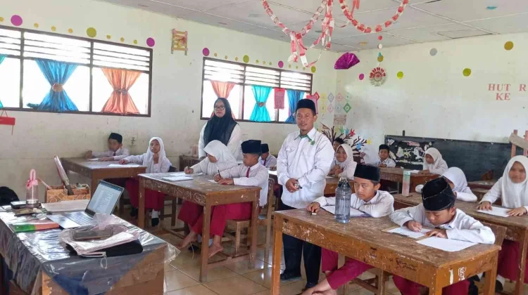 Kawal UAS Madrasah, Kemenag Dairi Pastikan Integritas dan Hak Siswa Terjaga