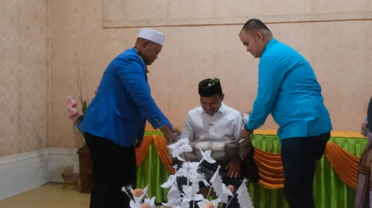 KNPI Tanjungbalai Gelar Upah-upah, Lepas Wali Kota Berhaji