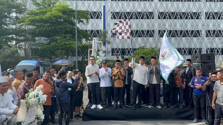 Rico Waas Dorong Percepatan Layanan Administrasi, KK-KTP Terbit usai Nikah