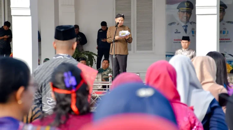 Wabup Sergai Pimpin Upacara Hardiknas 2026