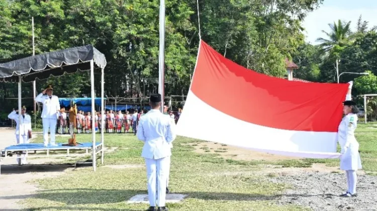 Samosir Peringati Hardiknas dengan Nuansa Budaya