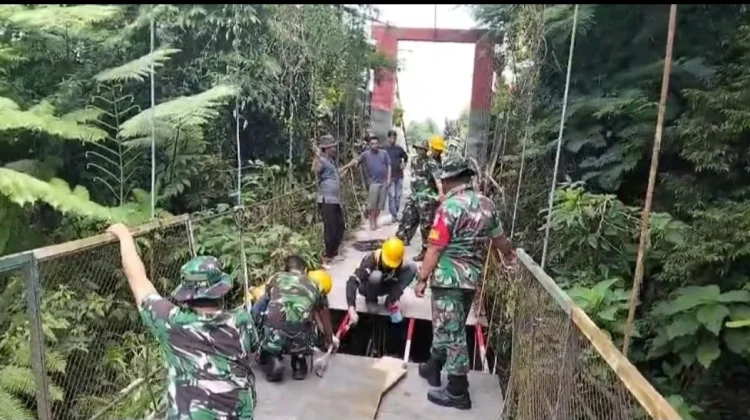 Sinergi Kodim 0204/DS dan Warga, Jembatan Perintis Garuda Kembali Layak Dilalui