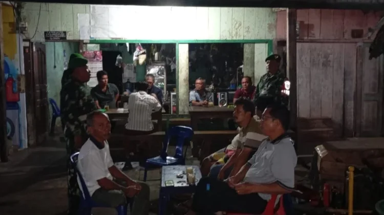 Babinsa Koramil 03/Parongil Gelar Patroli Perkuat Rasa Aman Warga