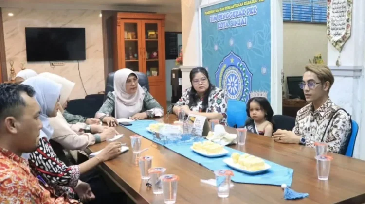 Bunda PAUD Kota Binjai Terima Audiensi Finalis Pesona Batik Nusantara