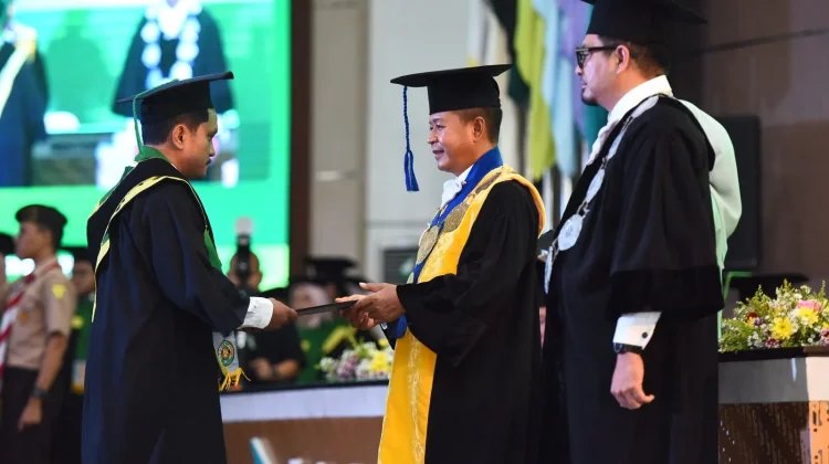Wisuda 1.586 Mahasiswa, Rektor USU Berharap Lulusan Berkontribusi Nyata