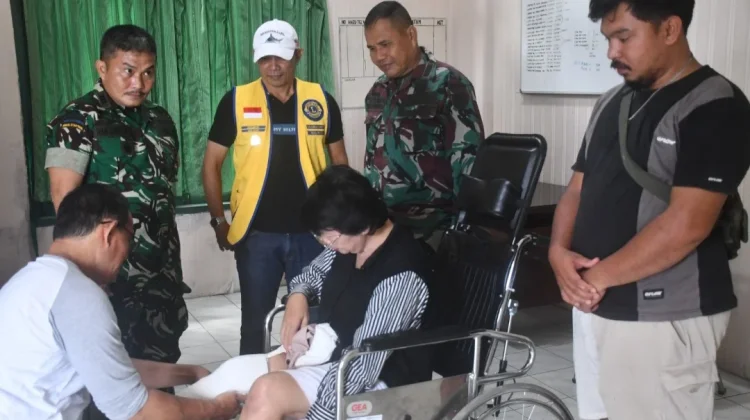 Karya Bakti TNI Kodam I/BB Salurkan Bantuan Kaki Palsu bagi Warga Nias
