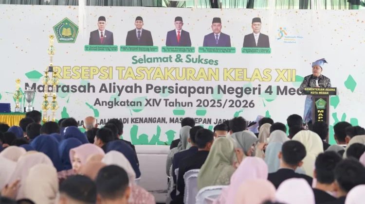 Lepas Siswa MAPN 4 Medan, Kakanwil Kemenagsu Tekankan Perjuangan Raih Masa Depan