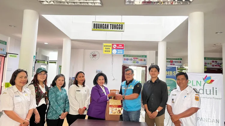 Puskesmas Silalahi Terima Bantuan CSR dari PLN Unit Pembangkitan Pandan
