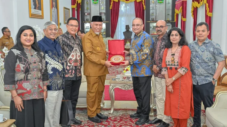 India Jajaki Investasi Gambir dan Pendidikan di Sumbar