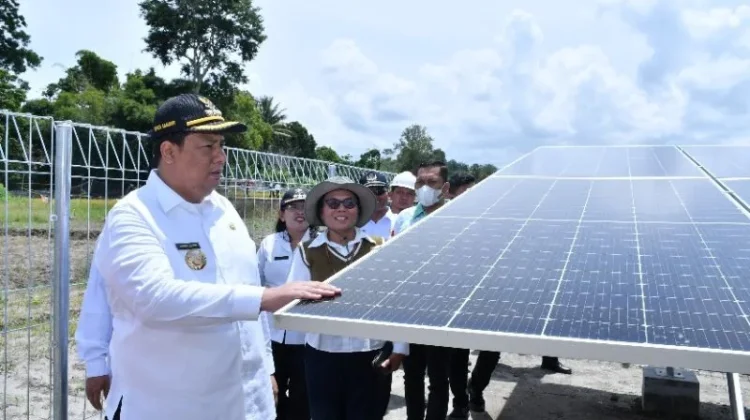 Bupati Samosir Tinjau Pembangunan Pompa Air Tenaga Surya