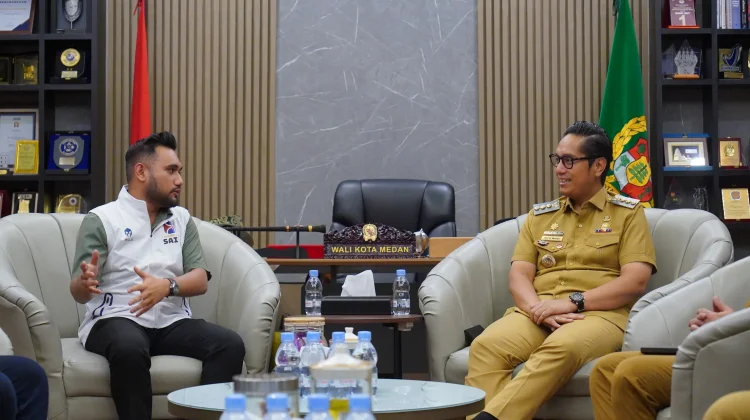 Rico Waas Dukung Turnamen Padel Sambut Hari Jadi Kota Medan
