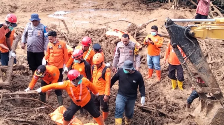 Korban Longsor di Tapsel Ditemukan, Dua Orang Meninggal Dunia