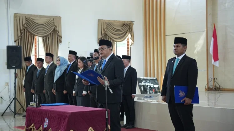 Lantik Pejabat, Bupati Deli Serdang Tekankan Tingkatkan Kinerja dan Layanan