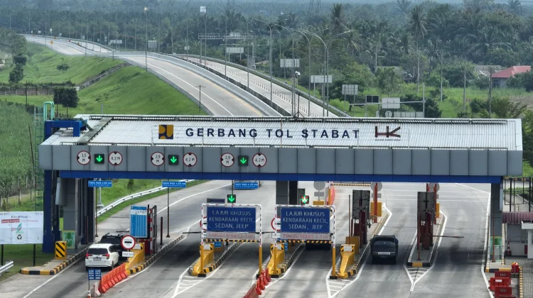 Arus Kendaraan di Tol Trans Sumatra Ramai Selama Libur Panjang