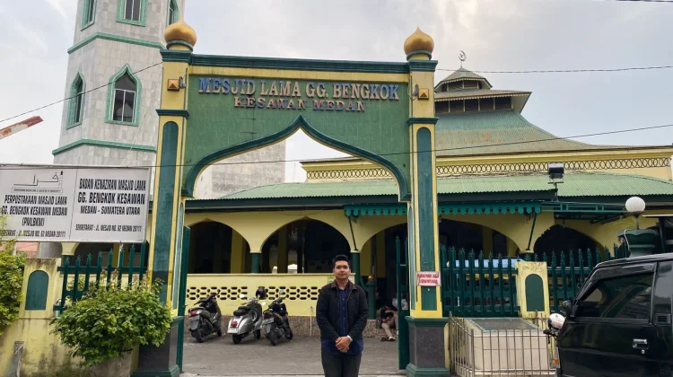 Menelusuri Ciri Visual Masjid Lama Gang Bengkok