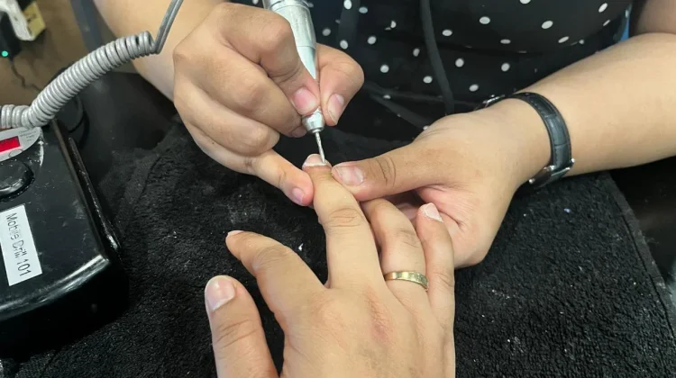 Nail Art Kian Jadi Gaya Hidup, Layanan Home Service Semakin Diminati