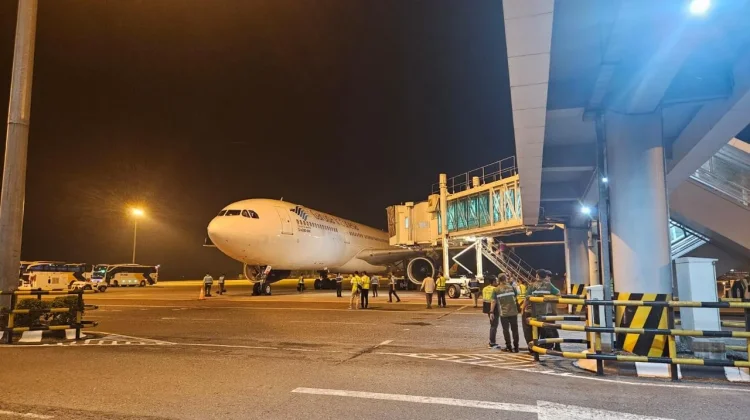 Jemaah Haji Indonesia Mulai Dipulangkan, 6.397 Orang Tiba di Tanah Air