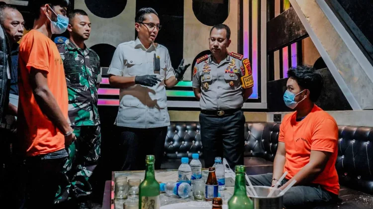 Phantom KTV Disegel, Rico Waas Tegaskan Perang Terhadap Narkoba