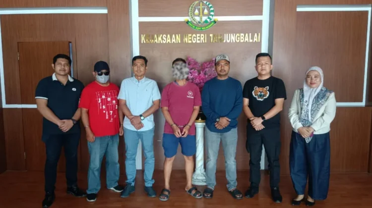 Kejati Sumut dan Kejari Tanjungbalai Amankan DPO Penggelapan