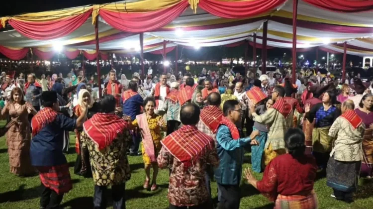 Pesta "Mbure Ate Tedeh" Ajang Pelestarian Budaya dan Penguatan Persatuan di Binjai